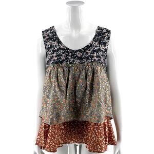 Womens Top Size Medium Floral Red Green Navy Blue Floral Layered Tiered NEW